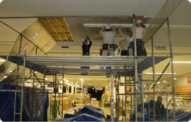 大手スーパーの天井部結露、防カビ対策：プライムJP6を施工